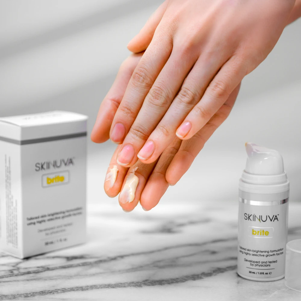 Skinuva Complete Care System: Skinuva Scar Cream (1 Oz) + Skinuva Brite (1 Oz) + Skinuva Bruise - Image 4